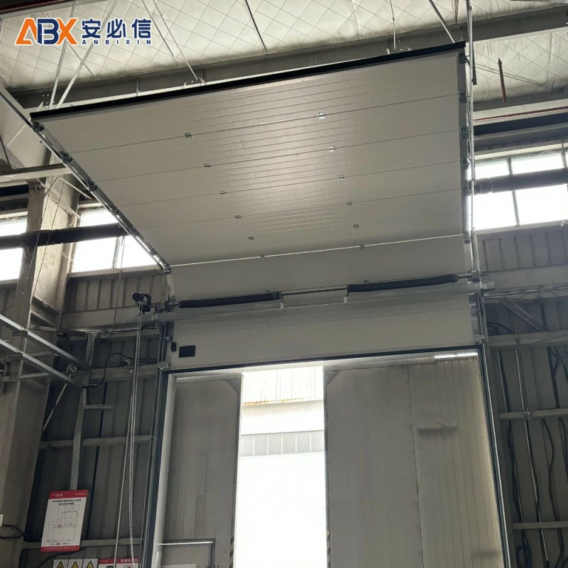 长治分段式滑升门